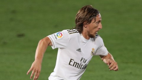 Luka Modric likely to sign a one-year contract extension with Real Madrid: Report