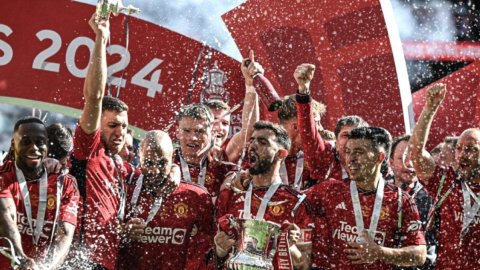 Manchester United stun Premier League champs Man City, win FA Cup for 13th time