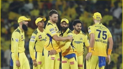 IPL 2024: चेन्नई सुपर किंग्स के लिए खुशखबरी! टीम में वापिस शामिल होने वाले हैं ये 2 घातक गेंदबाज़