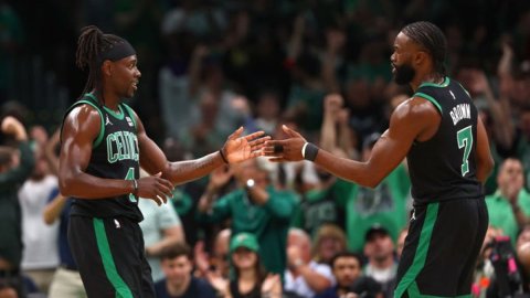 NBA: Brown explodes for 40 as Celtics take 2-0 lead on Pacers in Eastern Conference Finals