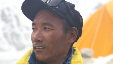 Nepal's Kami Rita Sherpa climbs Mt. Everest for record 27th time