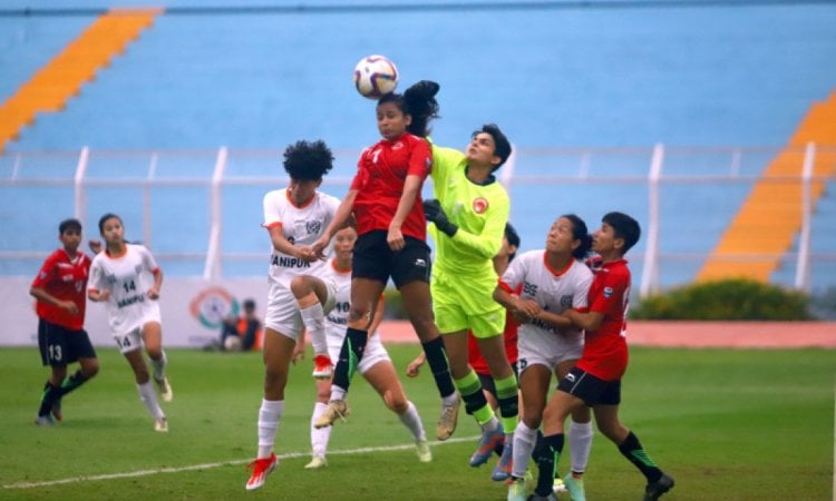 Sr. women's football nationals: Manipur and Haryana set for summit clash