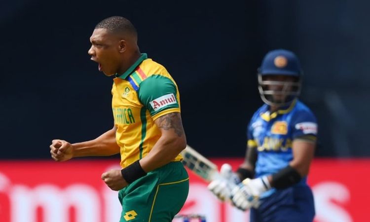 Ottneil Baartman first South African to take a wicket with his first ball on men’s T20 World Cup Debut