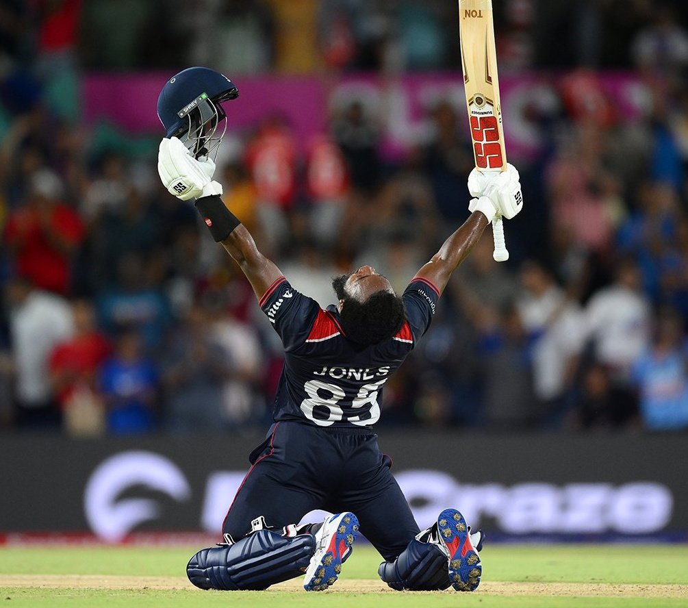 USA's Aaron Jones 'Smashes' Colossal 103m Six Vs Canada In T20 WC - Watch! சிக்ஸர் அடித்து வெற்றியைத் தேடித்தந்த ஆரோன் ஜோன்ஸ் - வைரலாகும் காணொளி!