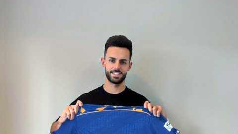 Chennaiyin FC sign Brazilian midfielder Lukas Brambilla