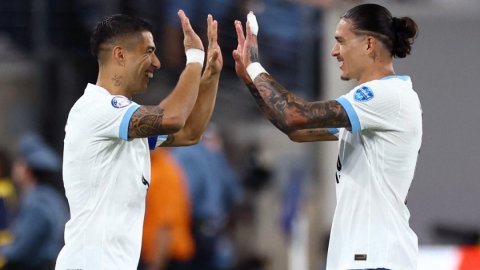 Copa America: Uruguay rout Bolivia 5-0 to reach quarterfinals