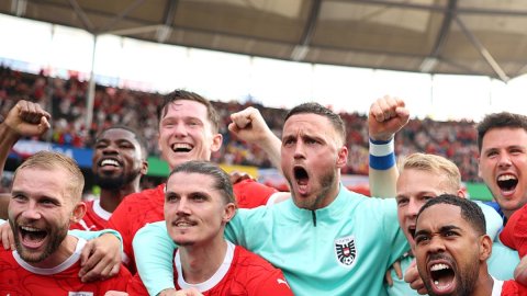 Euro 2024: Baumgartner, Arnautovic goals help Austria prevail over Lewandowski's Poland