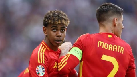 Euro 2024: Spain dominate Croatia for 3-0 win in opening match