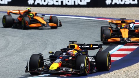 Formula 1: Verstappen pips Piastri, Norris to win Austrian Sprint race in Austria