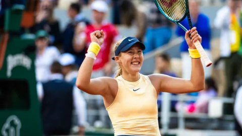 French Open: Andreeva becomes youngest Grand Slam semifinalist in 27 years