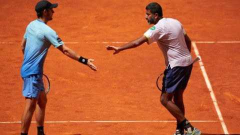 French Open: Bopanna/Ebden prevail over Balaji/Reyes-Varela to reach quarterfinals