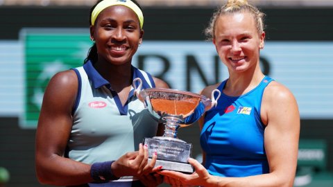 French Open: Gauff-Siniakova clinch women's doubles title