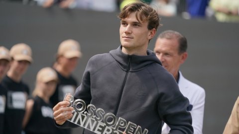 Murray predicts Dapper to 'top world rankings' after maiden ATP title