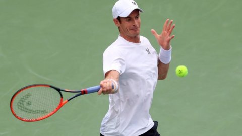 Murray to have back surgery before Wimbledon opener