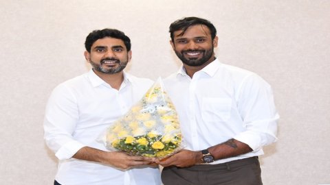 Nara Lokesh invites Hanuma Vihari to play again for Andhra