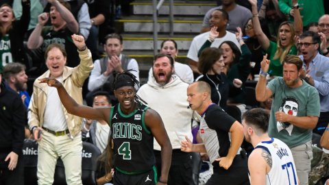 NBA Finals: Boston escape late Mavericks rally to take 2-0 lead at home