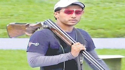 Shooting World Cup: Bhowneesh in line for Men's trap final at Lonato