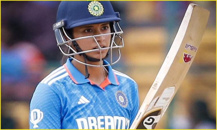 Smriti Mandhana Century: बेंगलुरु में चमकी स्मृति मंधाना, ये कारनामा करके दिग्गजों की लिस्ट में हो गई शामिल