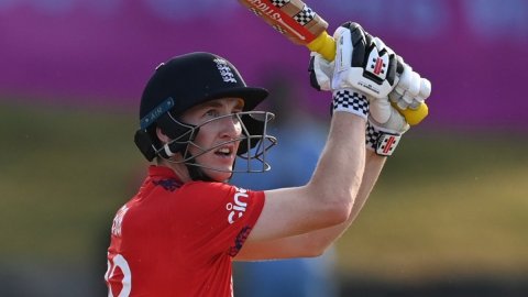 T20 World Cup: England beat Namibia to close in on Super 8 berth