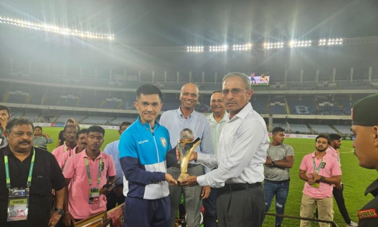 Tendulkar praises Sunil Chhetri, India skipper felicitated by Eastern Command of Indian Army;