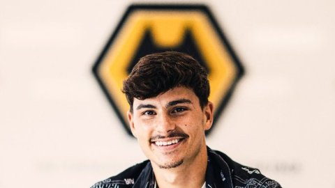 Wolves sign Portuguese winger Rodrigo Gomes from Braga