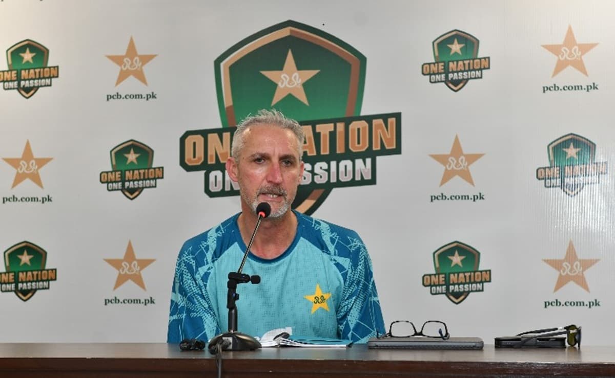 New Head Coach Jason Gillespie Vows Consistency In Pakistan Test Side ...