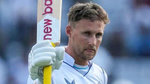 Joe Root need 132 runs to break shivnarine chanderpaul and Mahela Jayawardene test runs record