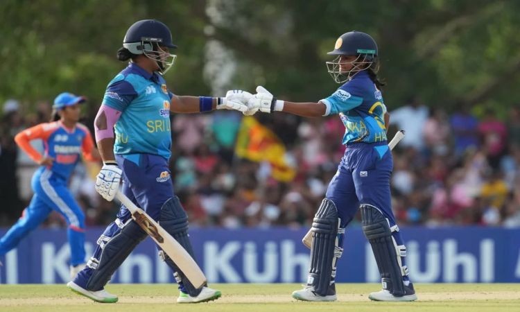 Womens Asia Cup T20, 2024: फाइनल में इंडिया को 8 विकेट से करारी मात देते हुए श्रीलंका ने बनाया ये बड़ा महारिकॉर्ड 