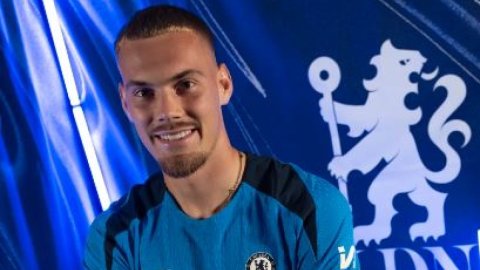 Chelsea sign Danish goalkeeper Filip Jorgensen from Villarreal