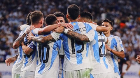 Copa America: Argentina beat Ecuador on penalties to enter semis