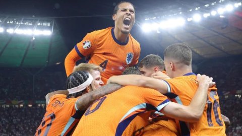 Euro 2024: Netherlands eliminate Turkiye to face England in semis