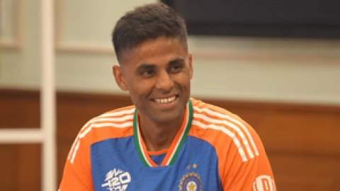 Fitness led to picking Surya over hardik as captain: Agarkar (Ld)