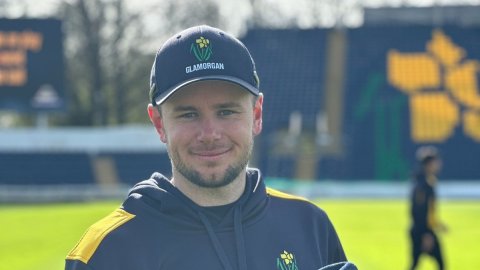 Glamorgan sign Mason Crane on three-year deal