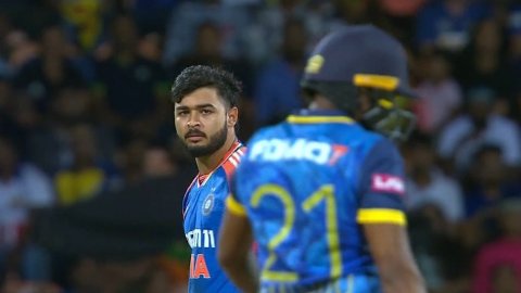 SL vs IND, 1st T20I: பயத்தை காட்டிய இலங்கை பேட்டர்கள்; பந்துவீச்சில் அசத்தி வெற்றிபெற்ற இந்தியா!