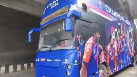 India's victory parade bus awaits champions in Mumbai ahead of mega celebrations