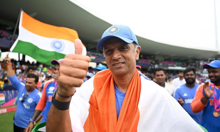 It'd be apt if government honours Dravid with Bharat Ratna: Gavaskar