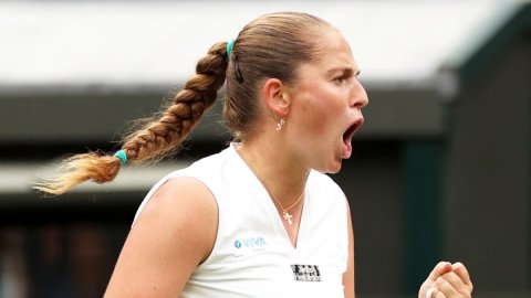 Jelena Ostapenko makes it to third QF; Rybakina and Svitolina also advance to women's singles quarte