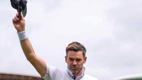 London: England's James Anderson gestures as he leaves the ground after playing his last ever intern