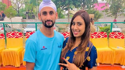 Mandeep used to skip meals after school to go for hockey practice, reveals forward's sister