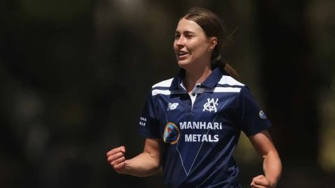 Renegades re-sign Vlaeminck, Coyte, Prestwidge for WBBL 10