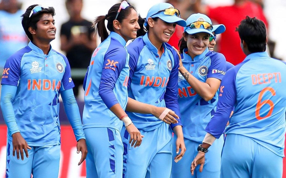 Saika Ishaque In Reserves As India Announce Squad For Women S Asia Cup