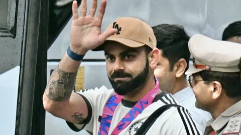 Virat Kohli leaves for London after victory celebration in Mumbai