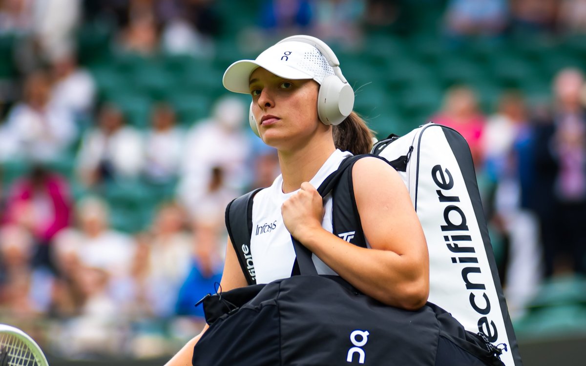 Wimbledon 2024: Swiatek Extends Win Streak To 20 As She Reaches Third ...