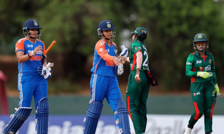 Women’s Asia Cup: Bowlers, Smriti help India thrash Bangladesh, storm into final (ld)