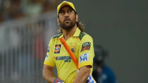 IPL 2025: CSK ने बनाया ये बड़ा प्लान, अनकैप्ड खिलाड़ी के तौर पर धोनी को खिलाना चाहती है टीम