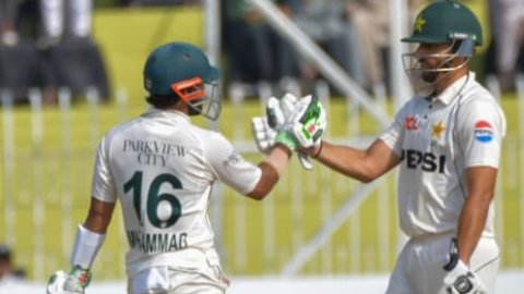 PAK vs BAN, 1st Test: சதமடித்து மிரட்டிய ரிஸ்வான், ஷகீல்; வலிமையான நிலையில் பாகிஸ்தான் அணி!