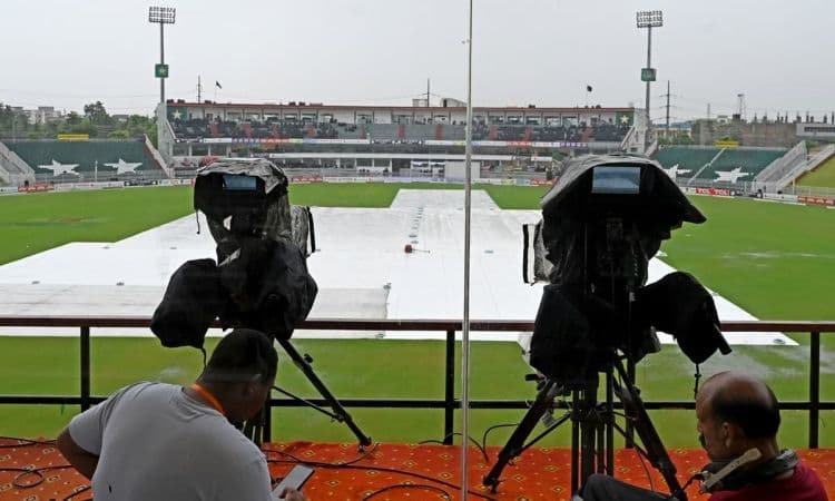 PAK vs BAN, 2nd Test: தொடர் மழை காரணமாக முழுவதுமாக கைவிடப்பட்ட முதல் நாள் ஆட்டம்!