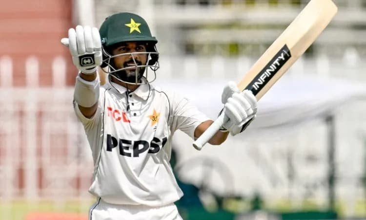 PAK vs BAN, 1st Test: சதமடித்து சாதனையை சமன்செய்த சௌத் ஷகீல்!