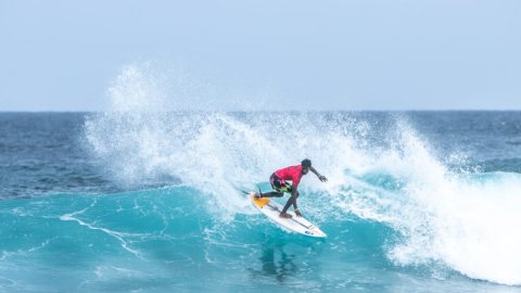 Asian Surfing Championships: Kishore in quarters; Harish bows out