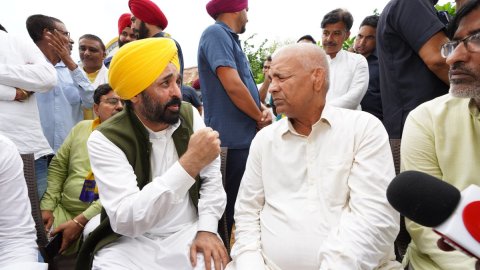 Bhagwant Mann meets Vinesh's uncle, questions support staff's role